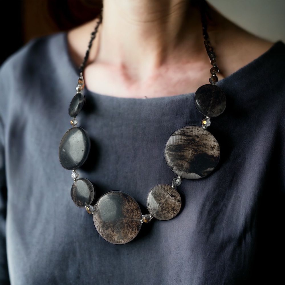 Marbled Acrylic Flat Disc Necklace and Earrings Set Rustic Artsy Splatter